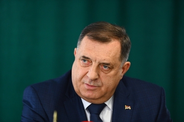 Dodik: Neće biti postrojavanja poraženih jedinica HVO-a kod Dervente