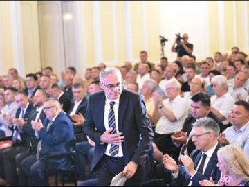 SDS obilježio 35 godina postojanja: Počast osnivačima i poruka – nećemo odstupiti od puta Republike Srpske