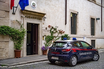 Najmlađa mafija u Italiji nemilosrdna: Pucaju žrtvama u lice ili ih bacaju u špilje