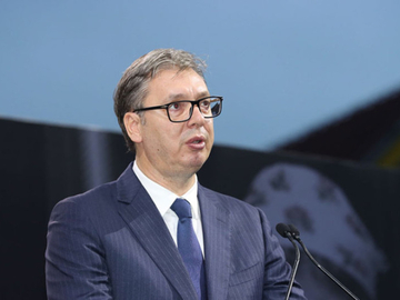 Vučić najavio prijevremene izbore