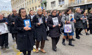 Prvi put u Banjaluci: "Hod časti" povodom Dana Republike Srpske (FOTO/VIDEO)