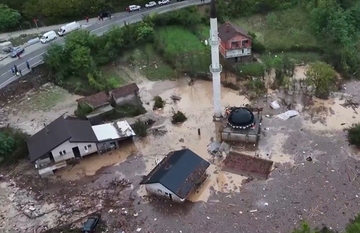 Broj mrtvih u poplavama porastao na 18, BiH je aktivirala Mehanizam civilne zaštite EU