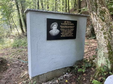 Rekonstruisana spomen-ploča i česma na mjestu pogibije narodnog heroja Rose Hadživuković 