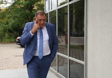 SNSD danas odlučuje o narednim potezima, Dodik stigao na sjednicu Predsjedništva stranke