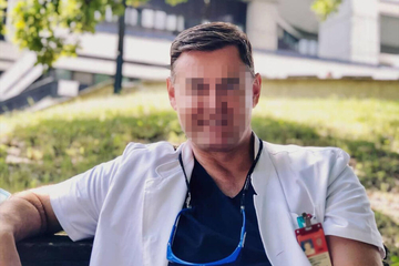 Hirurg sa VMA tvrdi da nije tukao ženu: "Pala je niz stepenice"