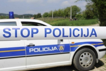 Preminuo mladić koga je hrvatska policija jutros pronašla na ulici