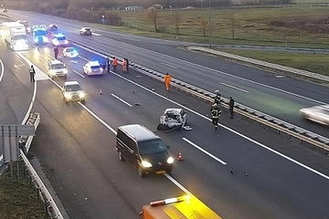 Težak udes na auto-putu u Hrvatskoj, auto smrskan