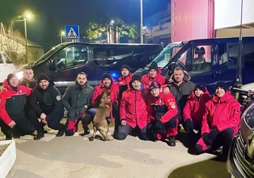 “VUKOVI” TRAGAJU ZA PREŽIVJELIMA Hataj je sravnjen sa zemljom, došli smo da pomognemo