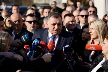 “Nisam ni znao da ćeš doći ženska glavo” Dodik se obrušio na sutkinju koja vodi sudski postupak protiv njega