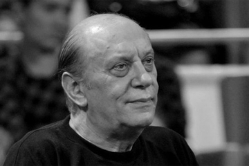 Kuća Tozovca postala ruševina: Polomljeni prozori, zidovi išarani