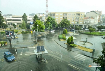 Stigla kiša: Napokon osvježenje u Bijeljini (FOTO)