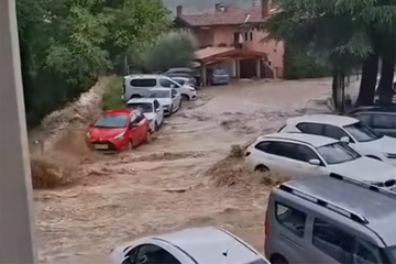 Potop u Sloveniji: Bujice nose sve pred sobom, putevi zatvoreni