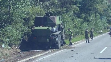 Petočlana porodica iz Raške poginula u stravičnom sudaru sa vojnim vozilom, stradalo troje djece (FOTO)