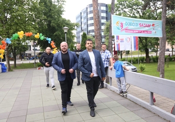 Unčanin: Obrazovanju i vaspitanju djece posvetiti veću pažnju