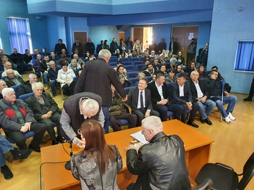 DAR ZA PRAZNIK,  U Ugljeviku podijeljeno po 150 KM porodicama poginulih boraca i ratnim vojnim invalidima povodom Božića 