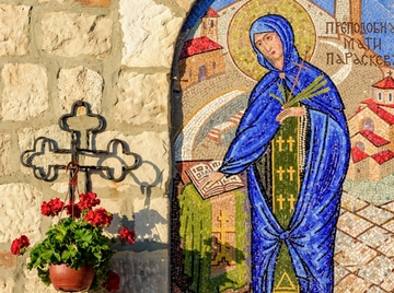 Sveta Petka je zaštitnica žena, siromašnih i bolesnih, a ovo su NARODNI OBIČAJI koje trebate ispoštovati