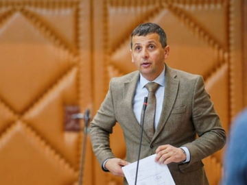 Vukanović ponovo izbačen sa sjednice Narodne skupštine (VIDEO)