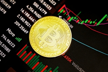 Koliko su izgubili oni koji su prije godinu dana uložili 1.000 evra u bitcoin