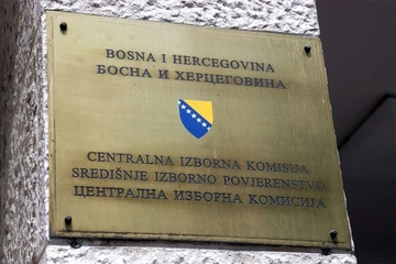 Preuranjena kampanja prazni kase, političari i partije na udaru CIK BiH, evo ko je sve kažnjen i sa koliko