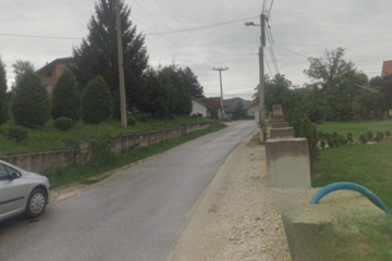 Pucnjava iz vozila sa arapskim zastavama, privedeni osumnjičeni - mještani uznemireni