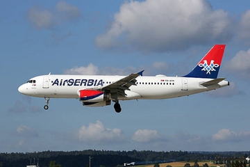 Zbog nevremena privremeno zatvoren aerodrom u Beogradu