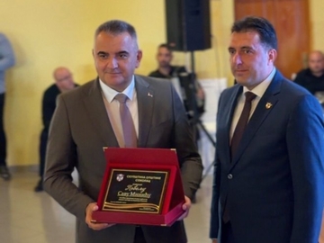 Sokolac: Miniću uručena Povelja - najveće opštinsko priznanje