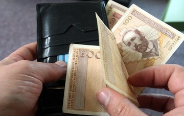 Trošak hrane skočio na 1.000 KM: Evo koliko zaposlenih u Srpskoj radi za minimalac