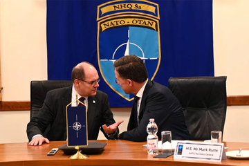 Oglasio se OHR nakon sastanka Šmita i Rutea