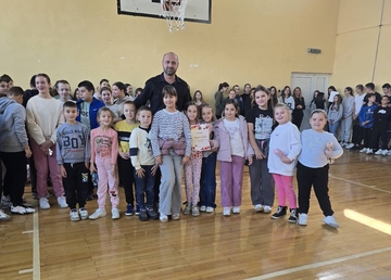 U školi u Dragaljevcu Gornjem obilježen Međunarodni dan žena na selu: “Vidimo vas, cijenimo i podržavamo” (FOTO)