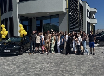 Šefica velikog srca: Radniku poklonila automobila