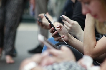 Francuska uvodi stroga pravila za telefonski marketing: Bez saglasnosti nema poziva