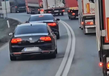 Službena pratnja ili SLUŽBENA BAHATOST: Još jedan DOKAZ bezobzirne vožnje na putevima u BiH