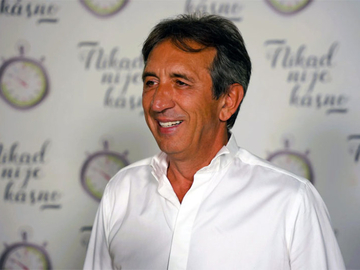 Žika Jakšić se oporavlja nakon moždanog udara, pokazao šta radi na rehabilitaciji