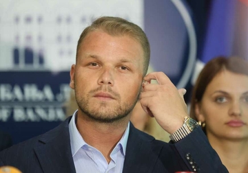 Stanivuković prijeti otkrivanjem imena policajaca: "MUP ćuti o drogi u UKC RS"