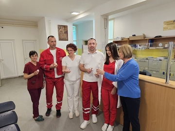 Radno i svečano u Domu zdravlja Ugljevik: Brinu o pacijentima i slave Vaskrs 