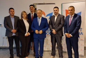 Promocijom 70 novih članova stranka počela kampanju (FOTO)