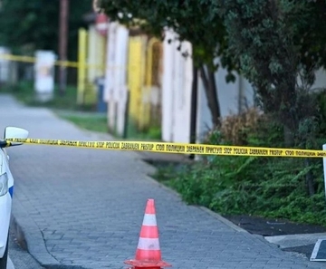 PUCNJAVA U ZAGREBU Maskirani napadači UPUCALI BIZNISMENA dok je išao u kafić i pobjegli na motoru