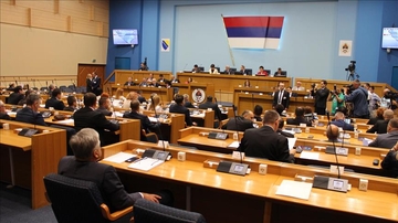 Koji poslanici Narodne skupštine RS mogu da traže "bijeli hljeb"