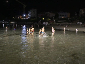 Vrelina ne popušta: Dalmacija ni noću ispod 30