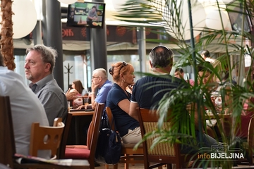 Ugostiteljski objekti u Srbiji rade do ponoći