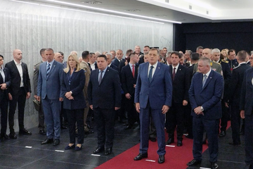 U kasarnu "Kozara" stigli Dodik, Višković i Stevandić