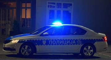 "Dajem ti tri sekunde ili pucam": Supružnicima upao u kuću, pucao i tražio 2.000 evra