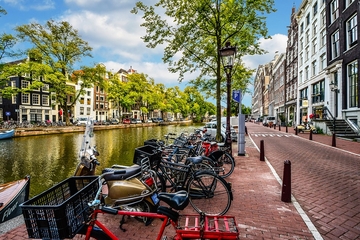 Amsterdam mijenja pravila kako bi otjerao turiste koji dolaze zbog lakih droga