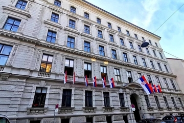 Ambasada Srbije za InfoBijeljinu o pucnjavi u Gracu: Nema potvrde da među žrtvama ima naših državljana 