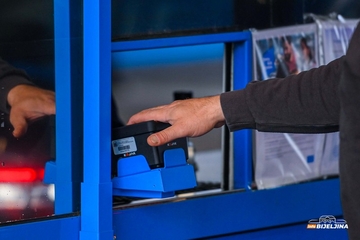 Gužve na aerodromima i čekanje do tri sata: Stručnjaci traže hitnu reviziju EES-a