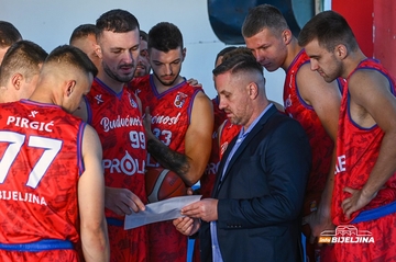 Dario Čojić, trener "Budućnosti": Raduje me uspjeh onih koji su ovdje potekli, želim da neko zaigra i za NBA