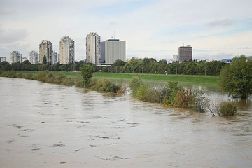 Sava se izlila u Zagrebu, vodostaj Kupe opada