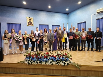 ZAVIČAJ VUKU NAPRIJED: Nagrađeni zaslužni građani opštine Ugljevik 