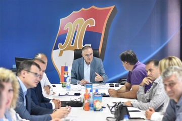 Haos u SDS-u: Preletači, podjele i optužbe – pada li Miličević?