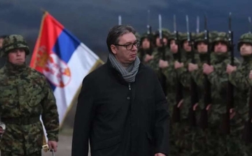 Vučić: Ne možemo dopustiti da nam neko špijunira kasarne